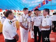 澳大利亚皇家海军司令出席016-光忠号舰上招待会